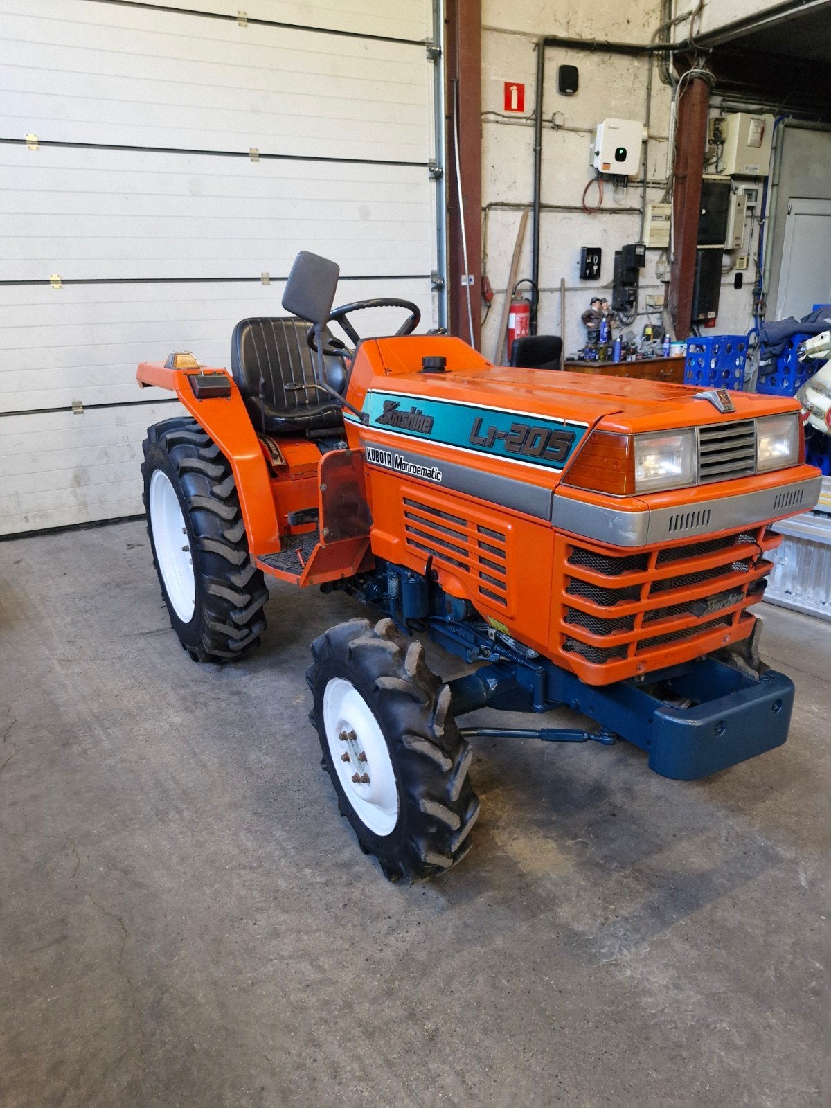 tracteur Kubota 4x4 24 cheveaux avec direction assister, Enlèvement ou Envoi
