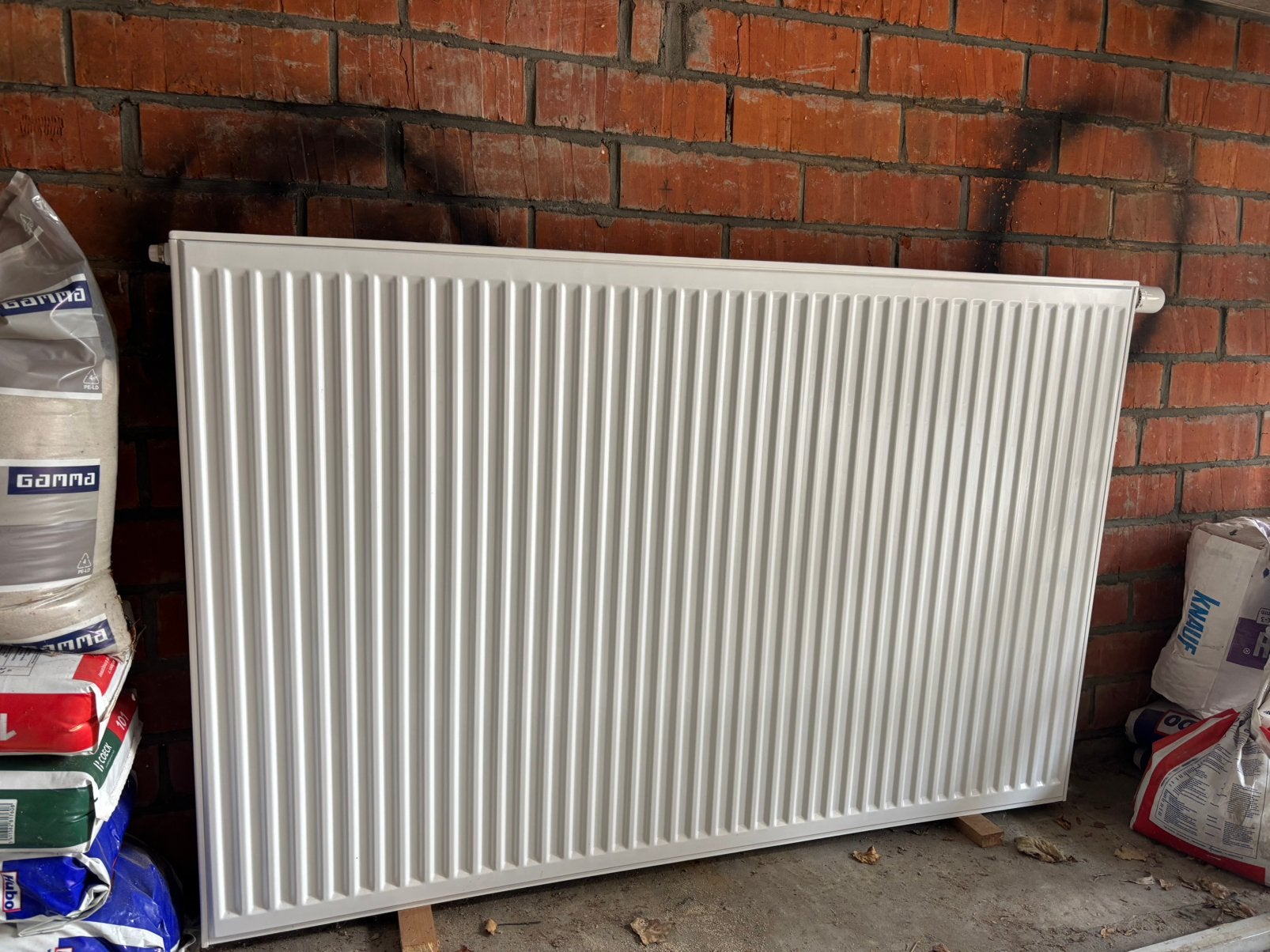 Henrad Premium ECO paneelradiator - 900 x 1400 mm – 3108 W, Doe-het-zelf en Bouw, Verwarming en Radiatoren, Zo goed als nieuw