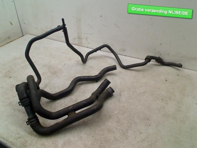DURITE EAU set Volkswagen Golf VI (5K1) (1K0122447HB), Volkswagen, Volkswagen AG, Utilisé, Kundenbetreuung@volkswagen.de