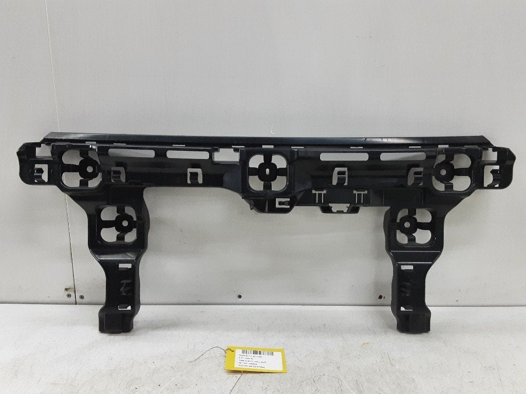 BUMPERSTEUN MIDDEN ACHTER BMW 1 serie (F40) (51128496655), Gebruikt, Mevr. I. Hauben, BMW, Rue de l'Espoir 34 34
4030  GRIVEGNÉE, BE
