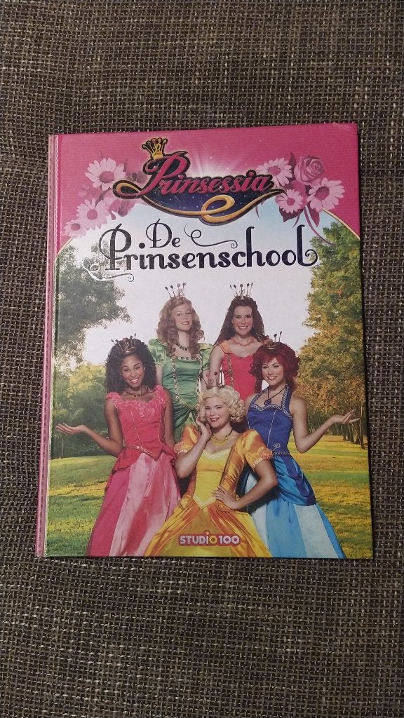 De Prinsenschool Prinsessia Studio100, Ophalen, Gelezen