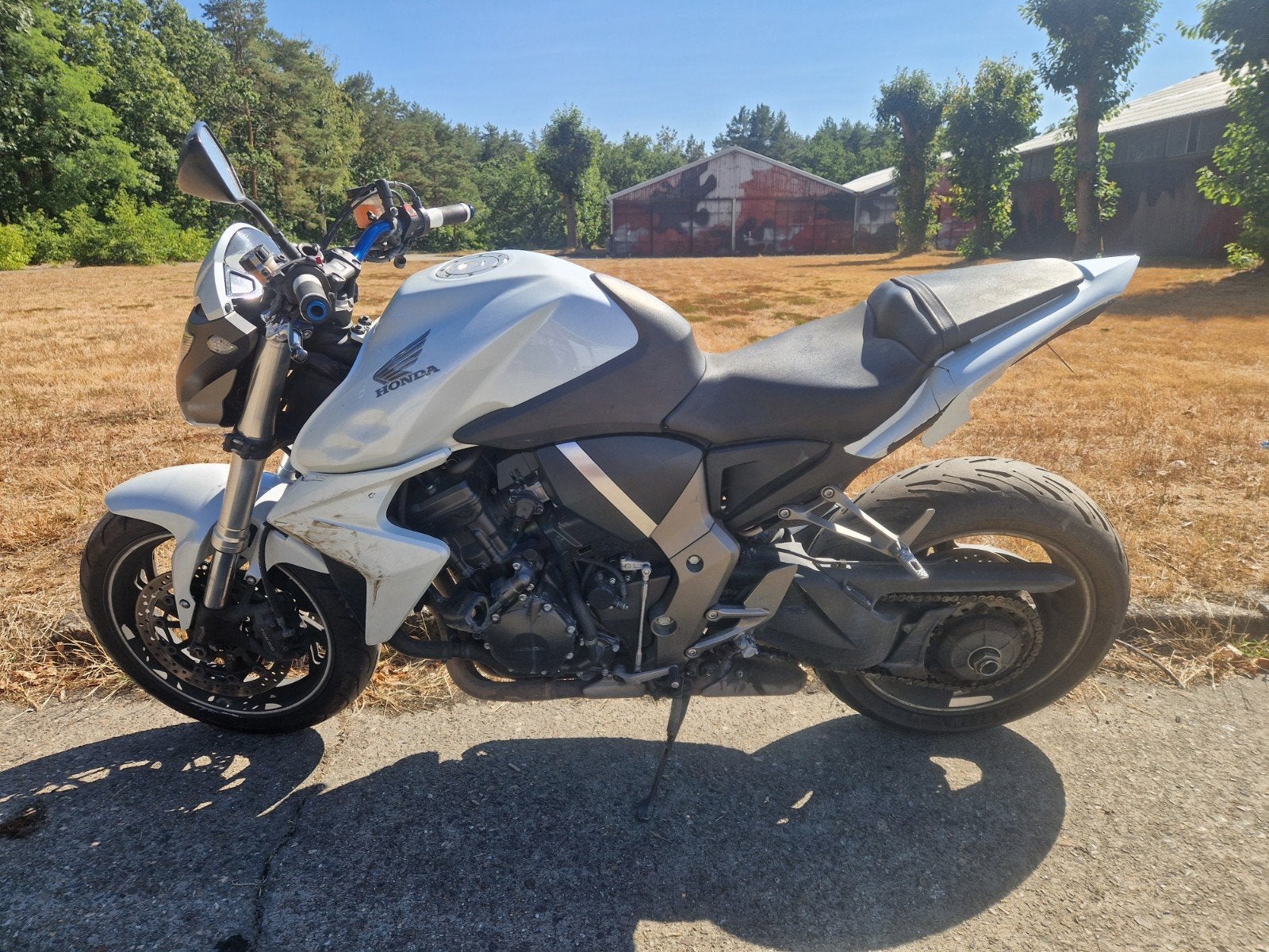 Honda CB1000R BJ 2008 avec dommages, Entreprise, Plus de 35 kW, 4 cylindres, 1000 cm³