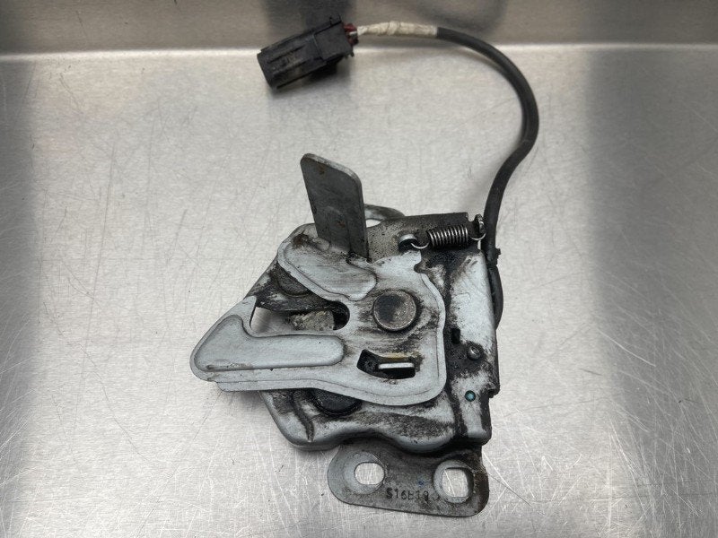 SERRURE CAPOT Suzuki Baleno (EW / FW) (01-2016/-), Utilisé, Suzuki