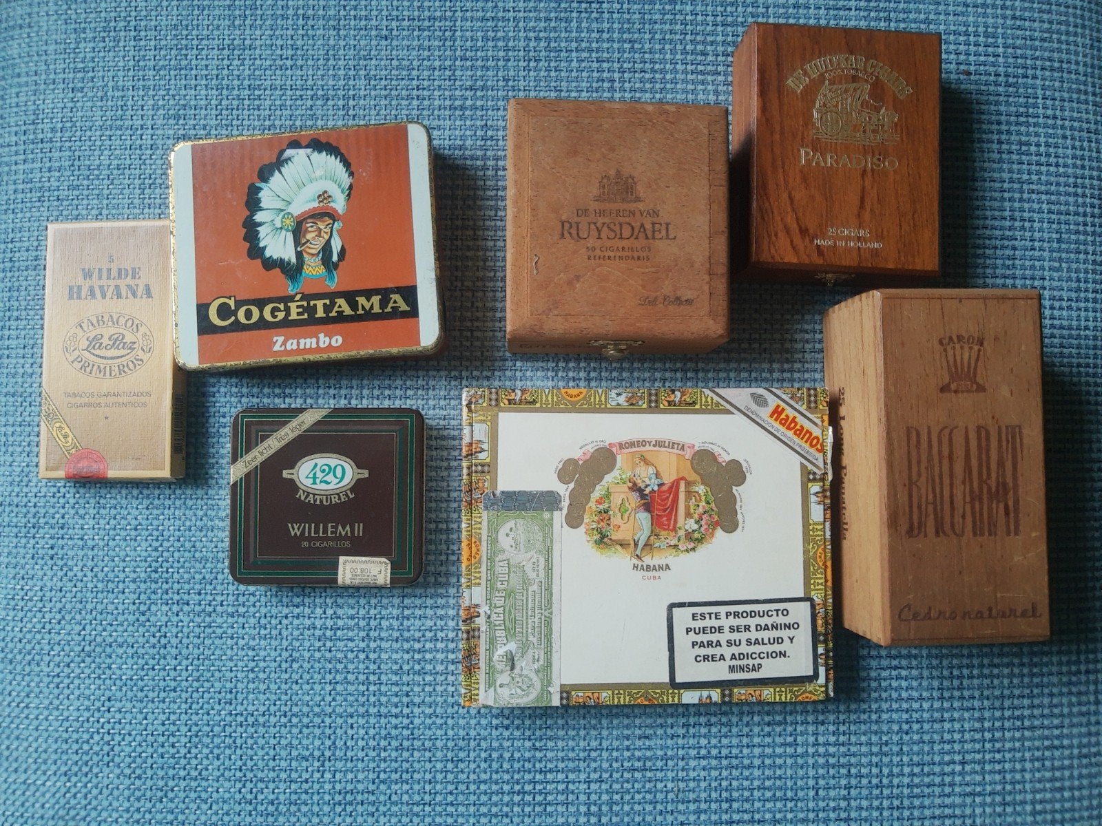 sigarendoosjes lege, Ophalen