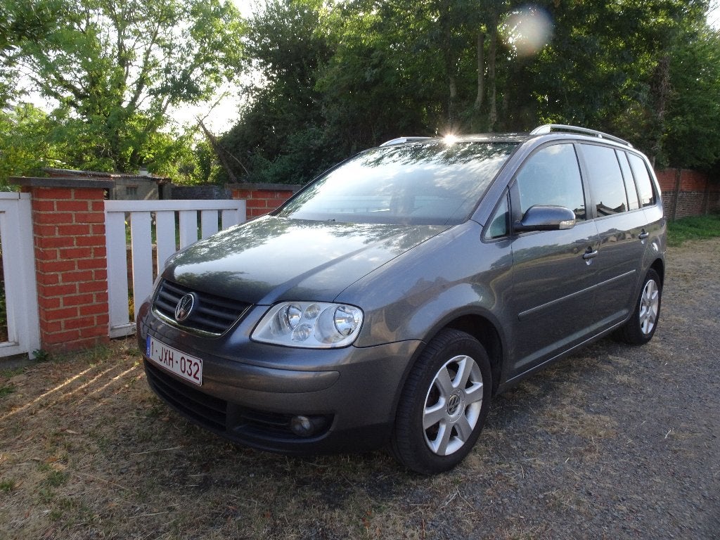 Volkswagen Touran 1.9 TDi, Autos, Volkswagen, Argent ou Gris, Achat, Boîte manuelle, 5 portes