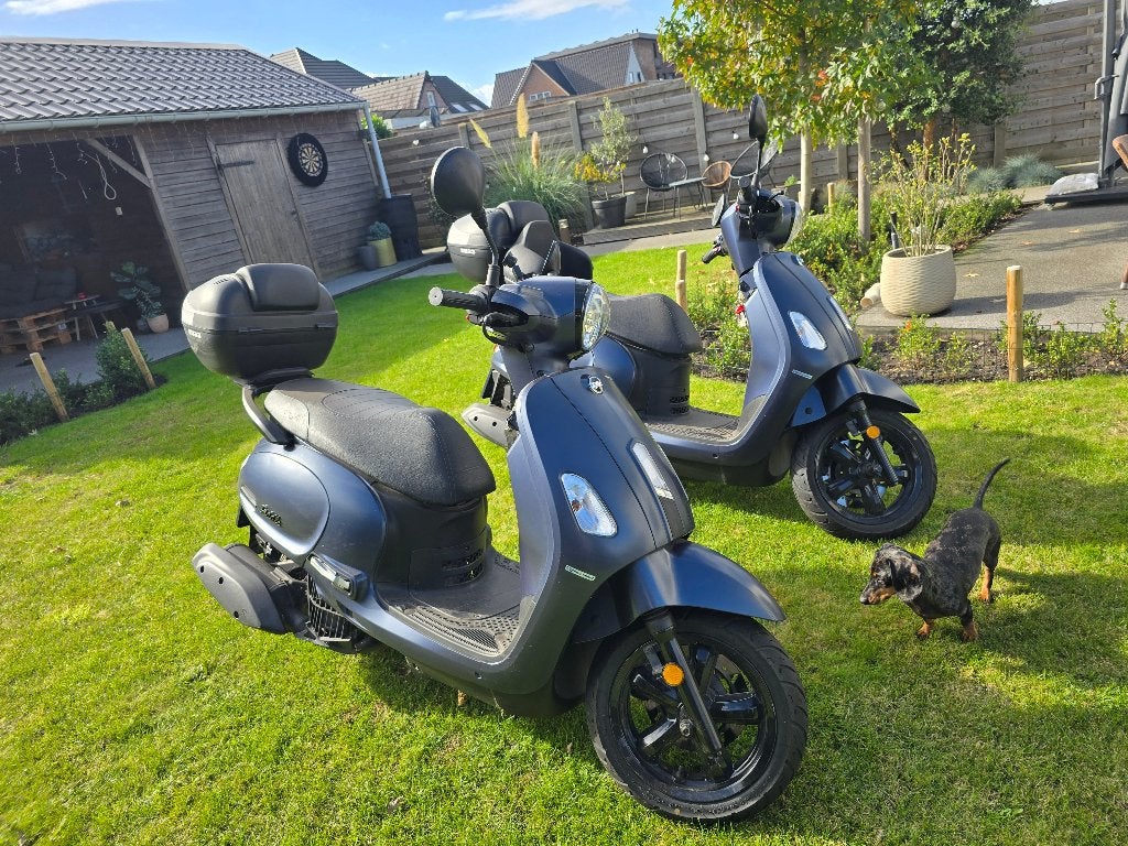 Sym fiddle IV, Fietsen en Brommers, Ophalen, 125 cc, Zo goed als nieuw, Benzine