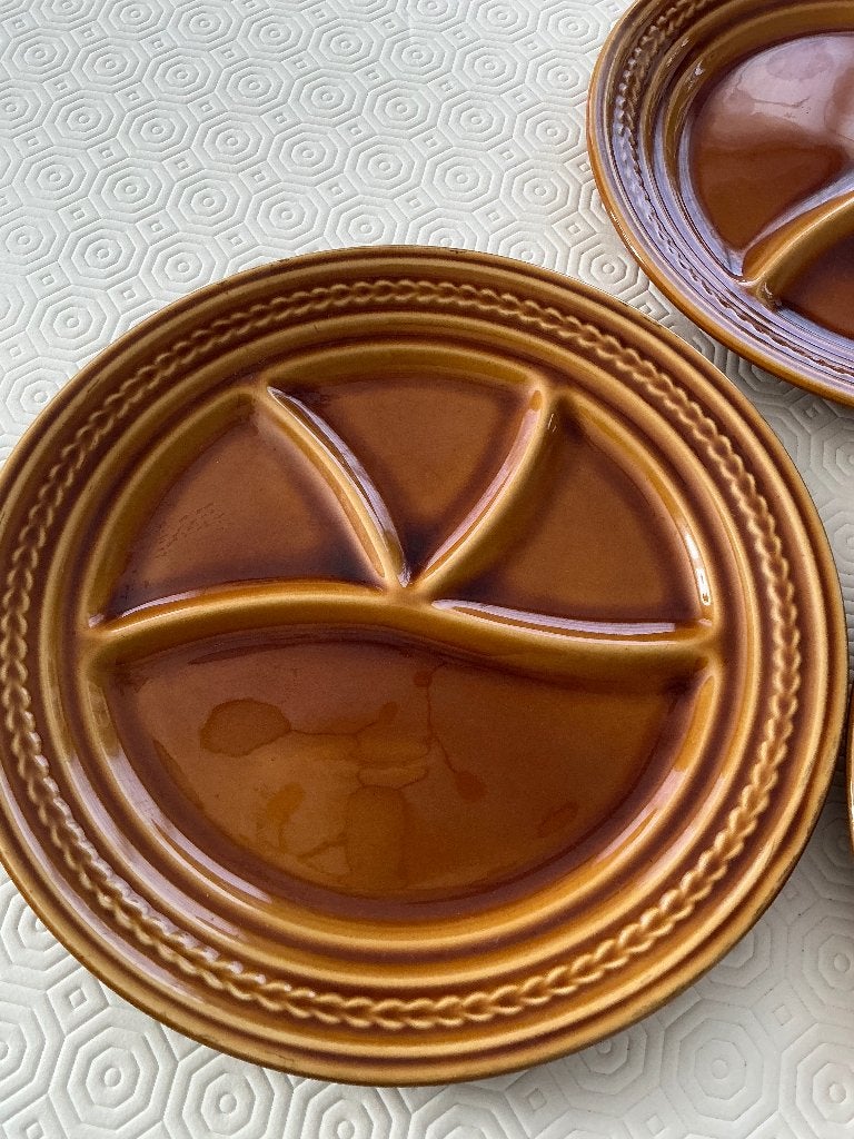 6 assiettes neuves compartimentées 24 cm neuves miel marron, Neuf, Enlèvement ou Envoi, Moderne, Multicolore