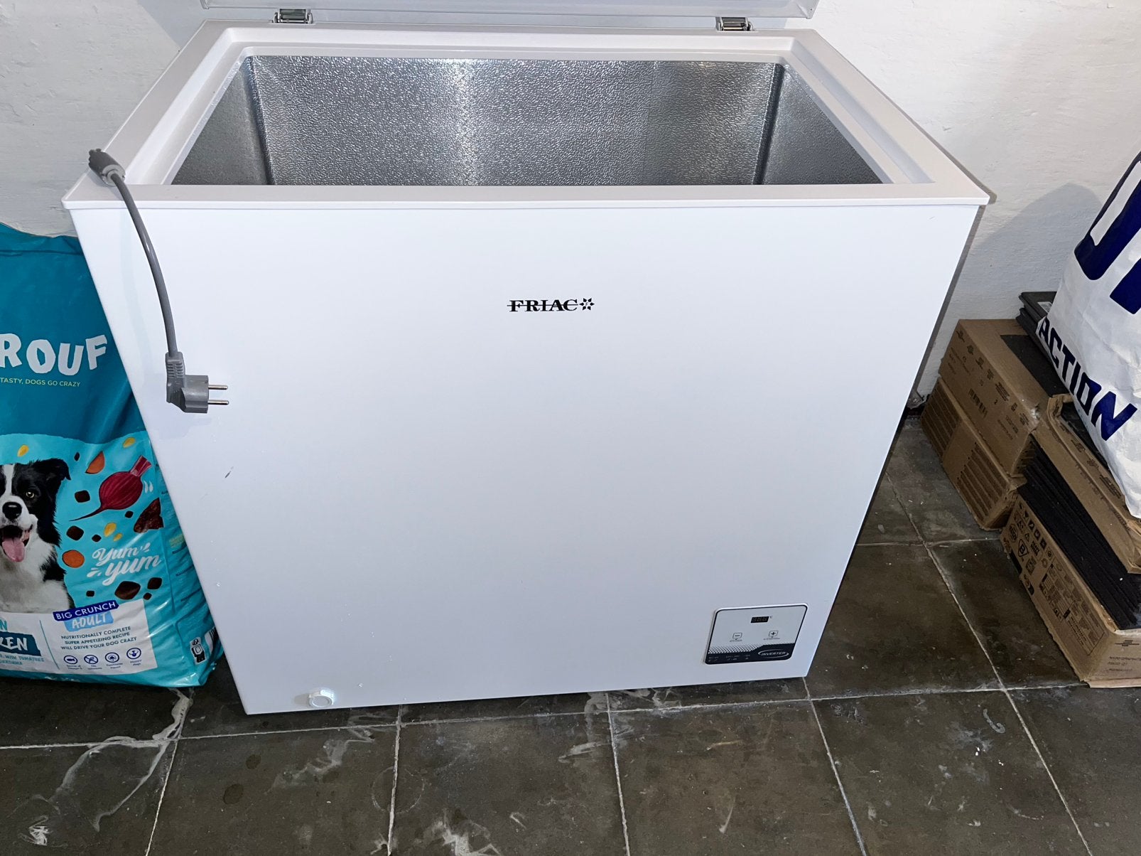 Diepvrieskist Friac 200L, Elektronische apparatuur, Vriezers en Diepvrieskisten, Ophalen, Zo goed als nieuw, Vrijstaand, Vrieskist