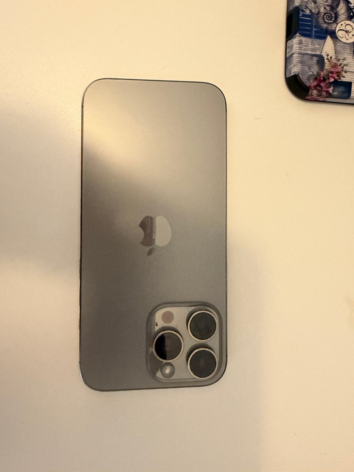 iPhone 16 pro max, Telecommunicatie, Mobiele telefoons | Hoesjes en Screenprotectors | Apple iPhone, Zo goed als nieuw, iPhone 16