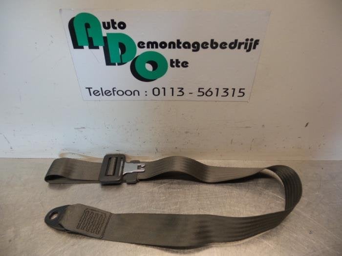 Veiligheidsgordel midden-achter van een Fiat Punto (Punto 03, Auto-onderdelen, Gebruikt, -, -, Ophalen of Verzenden