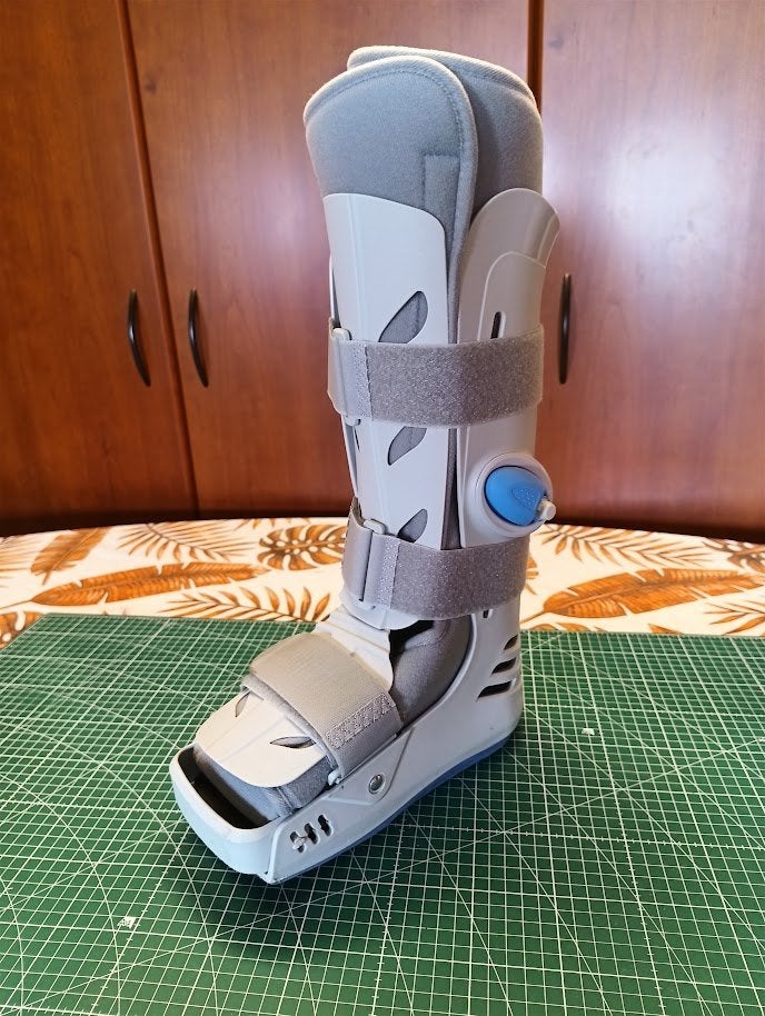 Botte de marche (orthopédique), Divers, Enlèvement, Comme neuf