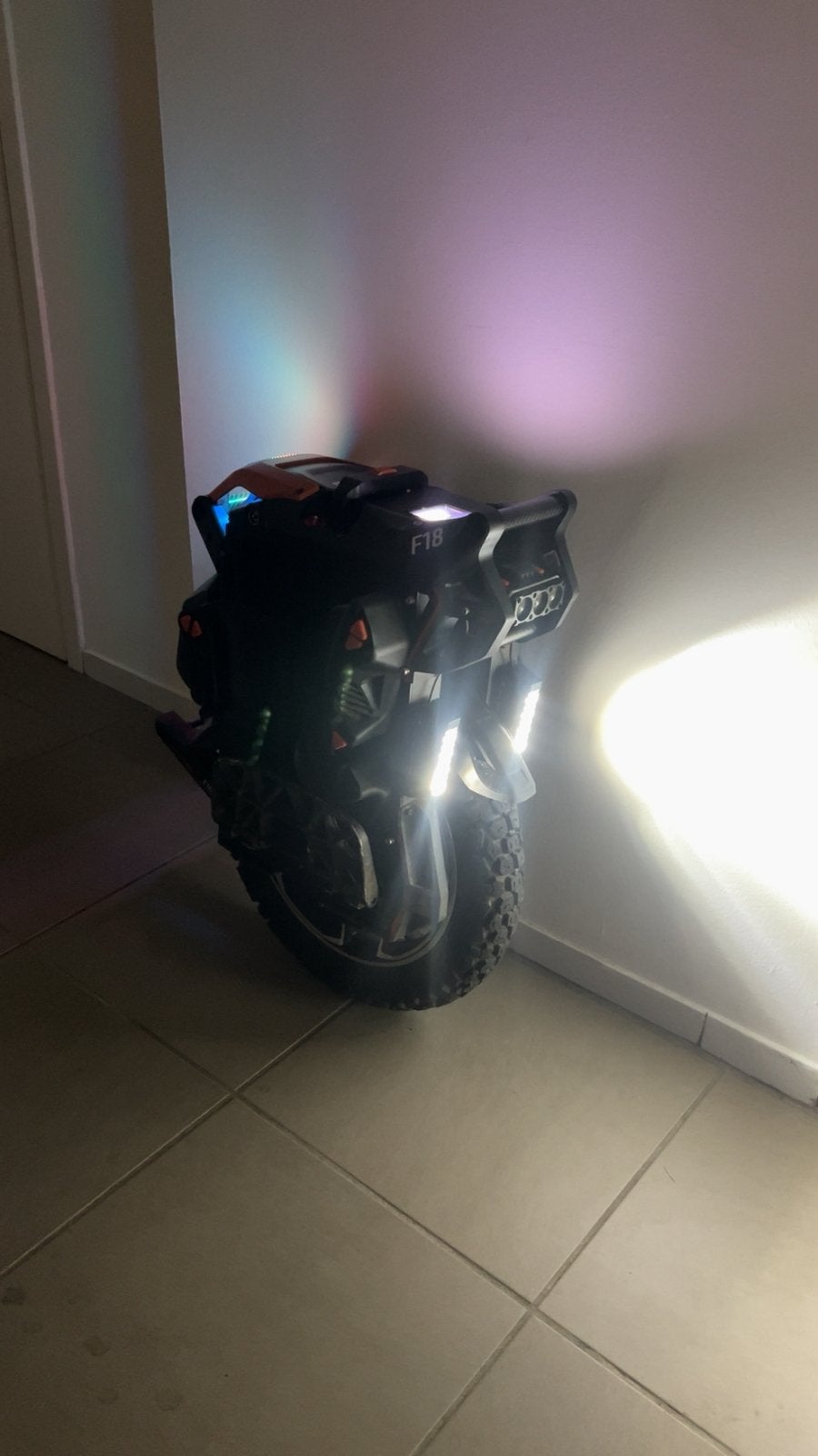 Kingsong F18, Enlèvement, Électrique, Comme neuf, Frein sur jante