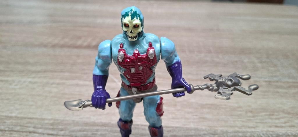 Skeletor, Ophalen, Zo goed als nieuw