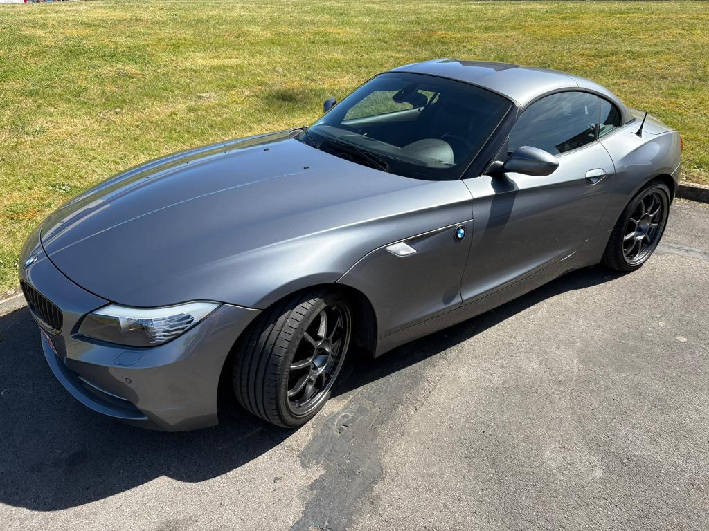 BMW Z4 sDrive20i e89 - Pack Design Pure Balance, Cuir, Argent ou Gris, Achat, Boîte manuelle