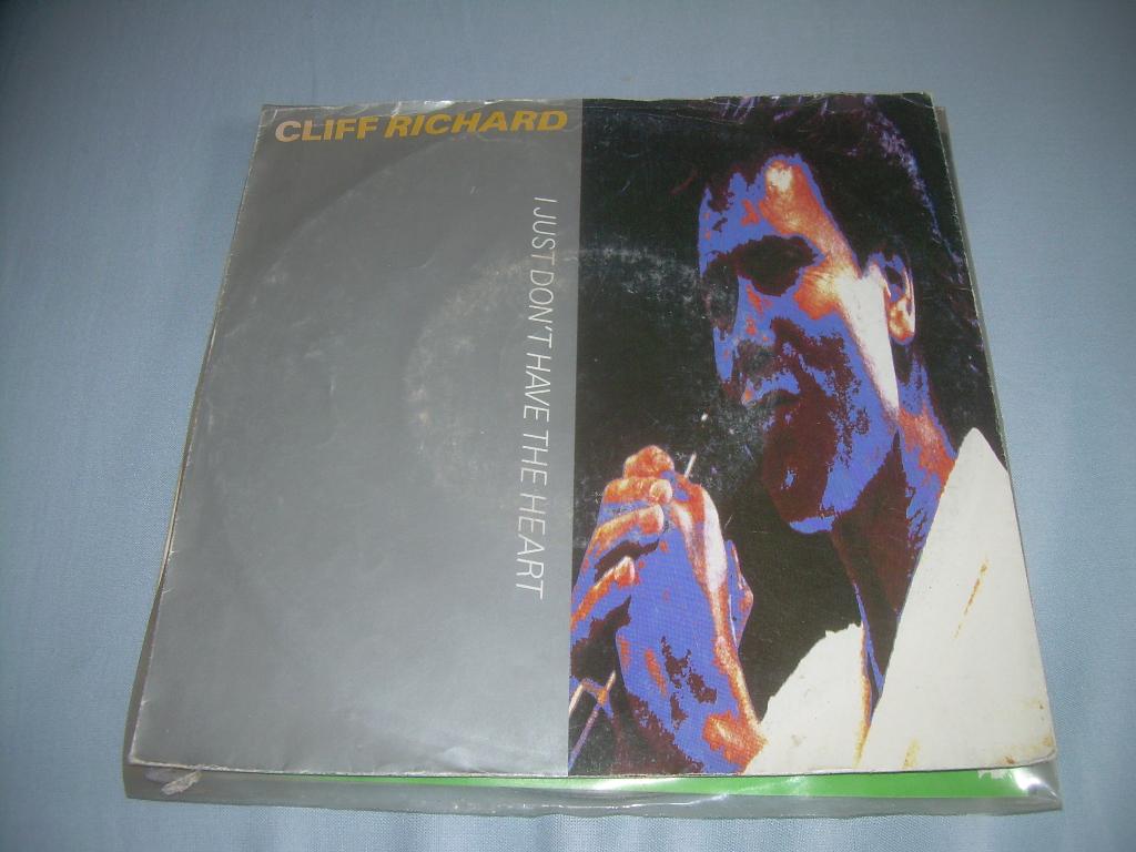 SINGLE 45T - Cliff Richard - I Just Don't Have The Heart, Enlèvement ou Envoi, Single, Comme neuf, 1970 - 1979
