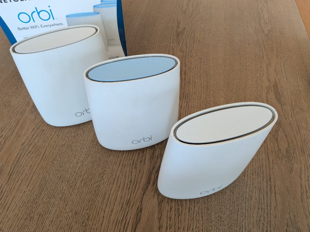 Netgear Orbi RBK23 Mesh Wi-Fi Systeem, Computers en Software, Ophalen of Verzenden, Gebruikt, Netgear