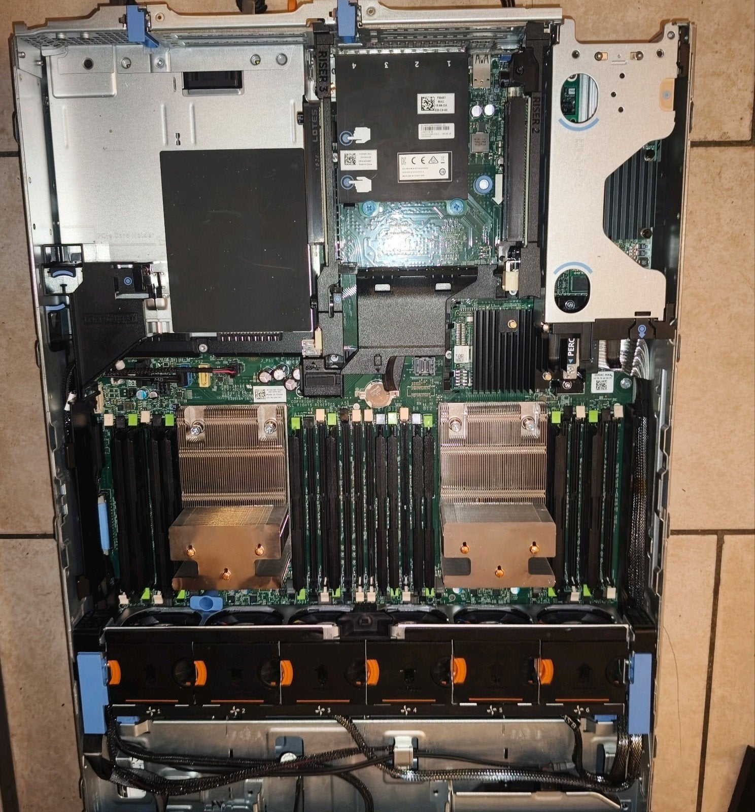 Dell PowerEdge R730 LFF-server - zonder RAM - 2x1100W, Computers en Software, Servers, Gebruikt, Minder dan 4 GB, Hot swappable onderdelen