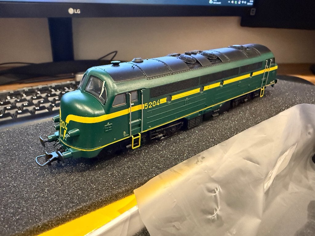 Van Biervliet VB-9201.01 – SNCB 5204 NOHAB – H0 – Digital, Envoi, Neuf, Courant continu, Locomotive
