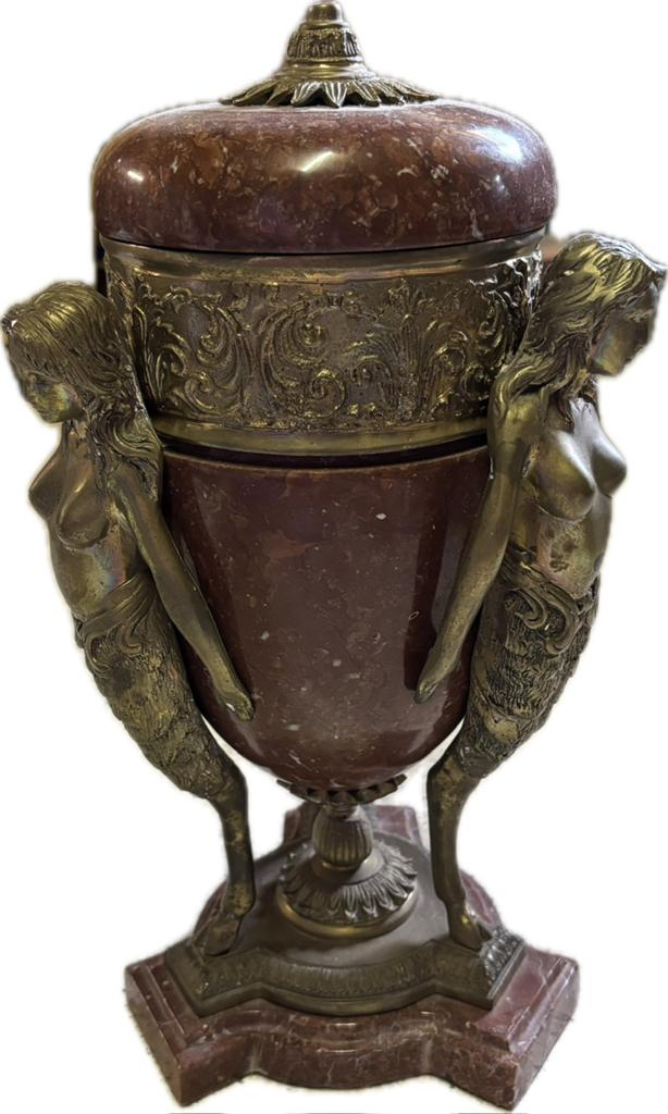 Mooi antiek stuk met bronzen beelden, Enlèvement, Bronze