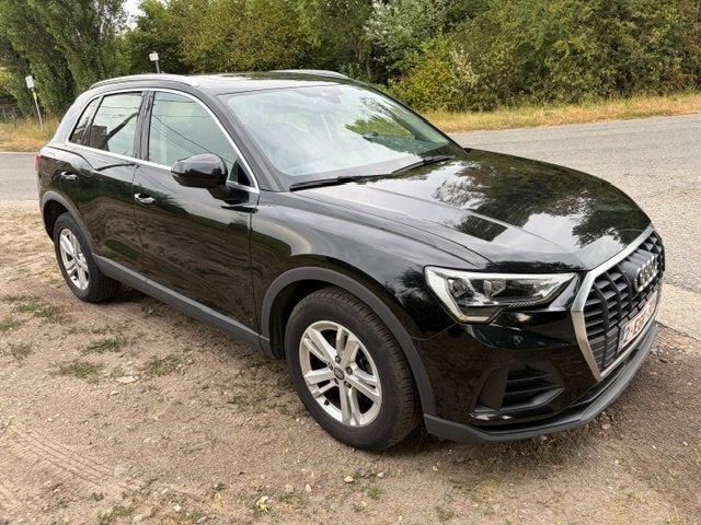 Audi Q3 35Tfsi S-Tronic Benzine Euro 6D Bj. 52020, Autos, Audi, Cuir, Achat, Euro 6, Entretenue par le concessionnaire