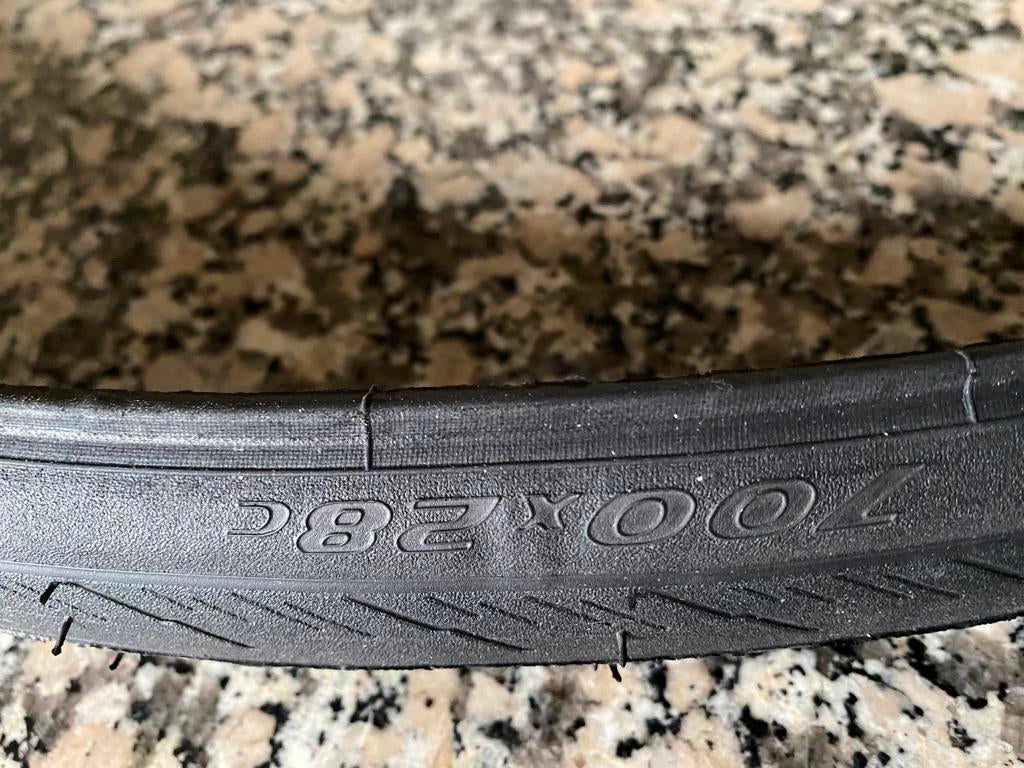 Pirelli P7 Sport Racefiets band 28 mm & 28 inch, Fietsen en Brommers, Fietsen | Racefietsen, Ophalen, Zo goed als nieuw, 28 inch