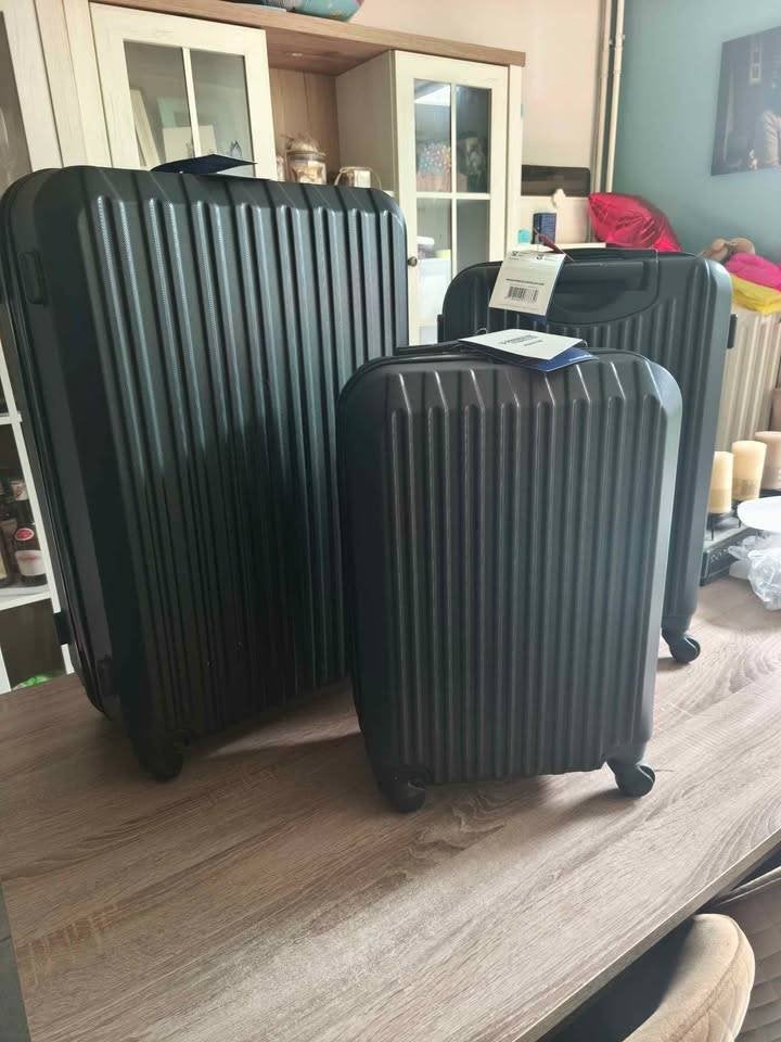 nieuwe valiezen 2 stuks princess winkelwaarde 399 euro, Handtassen en Accessoires, Ophalen of Verzenden, Nieuw