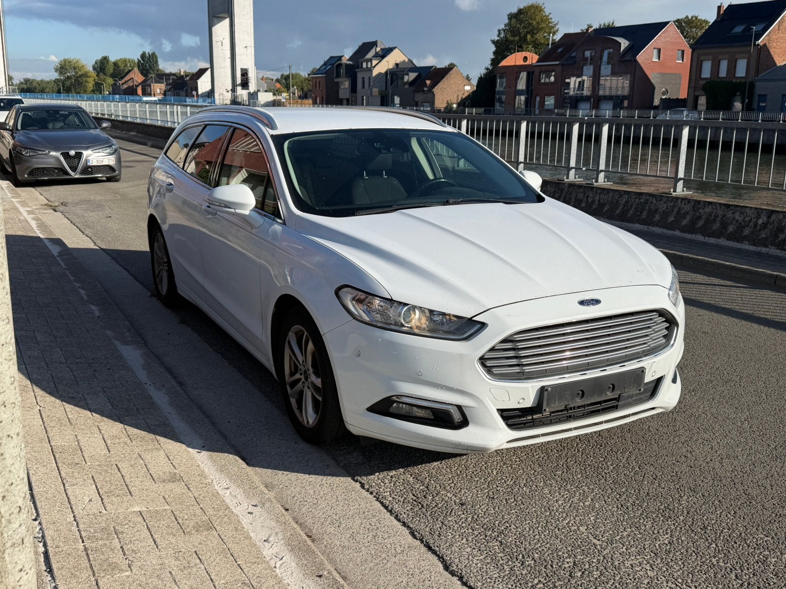 Ford Mondeo 2.0TDCI 2018 Navi Led 1st owner highway KM, Auto's, Euro 6, Mondeo, Wit, Bedrijf