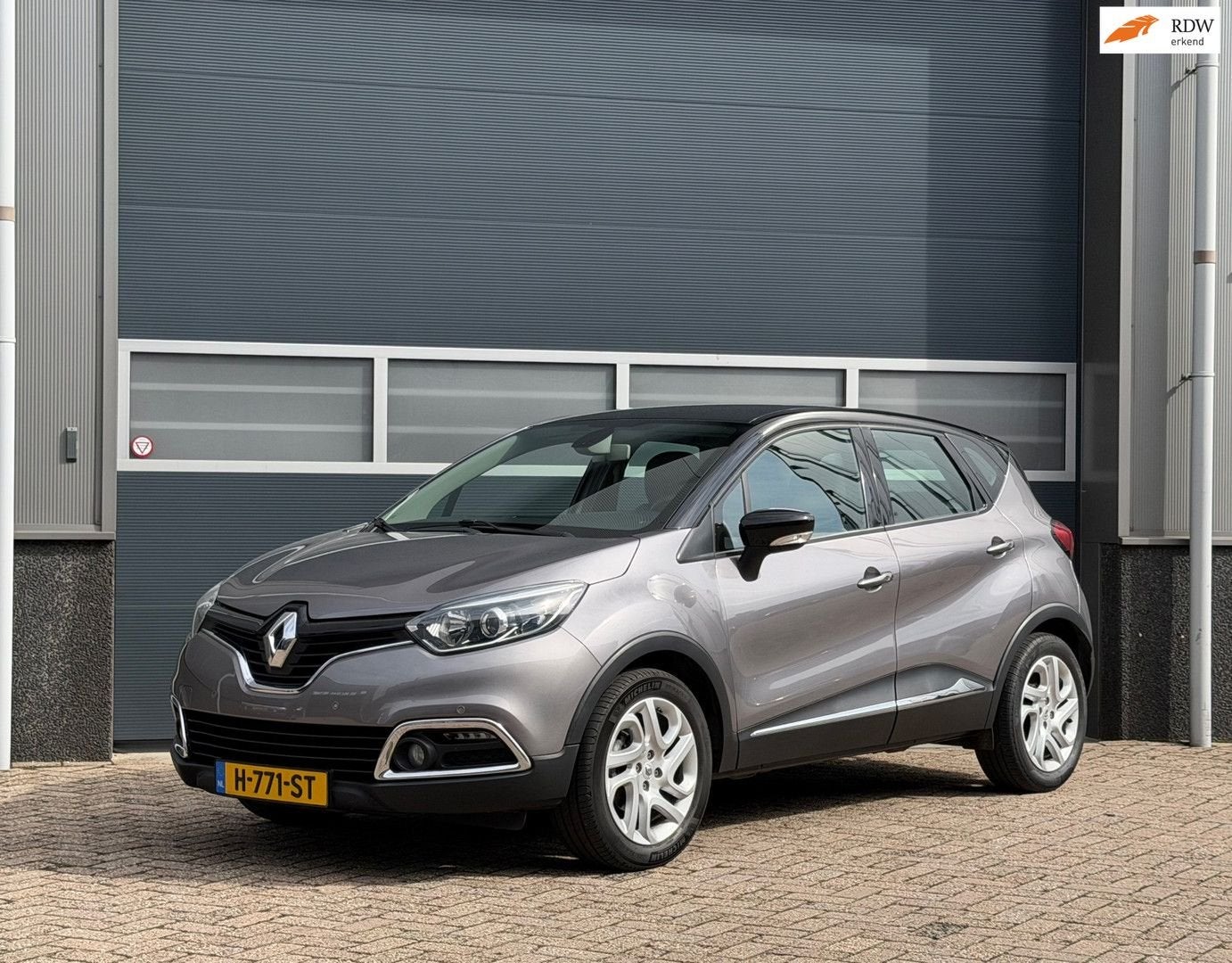 Renault Captur 1.2 TCe Dynamique bj.2014 Autom|Camera|Navi|T, Auto's, Automaat, Grijs, Parkeersensor, SUV of Terreinwagen