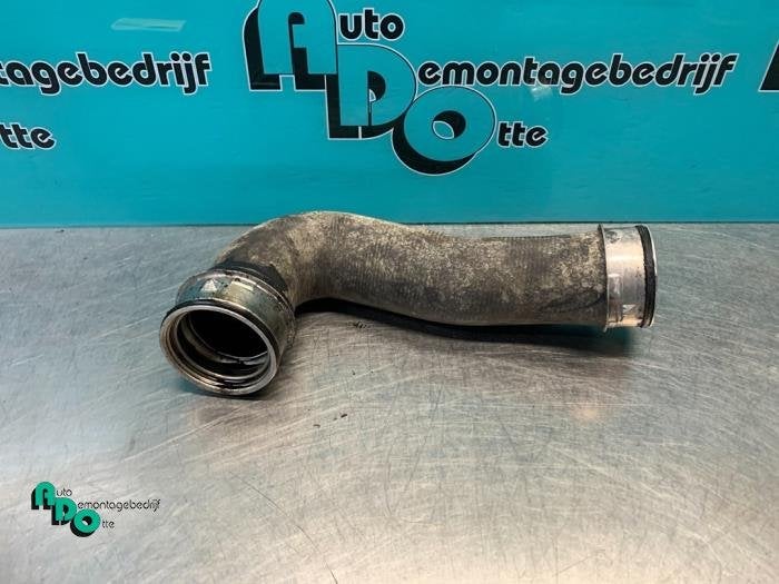 Tuyau d'aspiration air d'un Volkswagen Caddy (Caddy 04-), Volkswagen, -, 3 mois de garantie, Utilisé