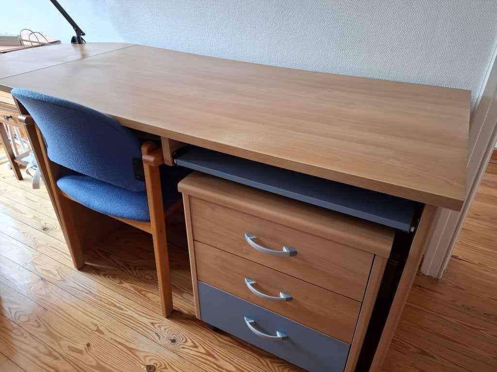 Mooi studentenbureau met  ladekast, Huis en Inrichting, Ophalen, Hout, 166 cm, Bruin