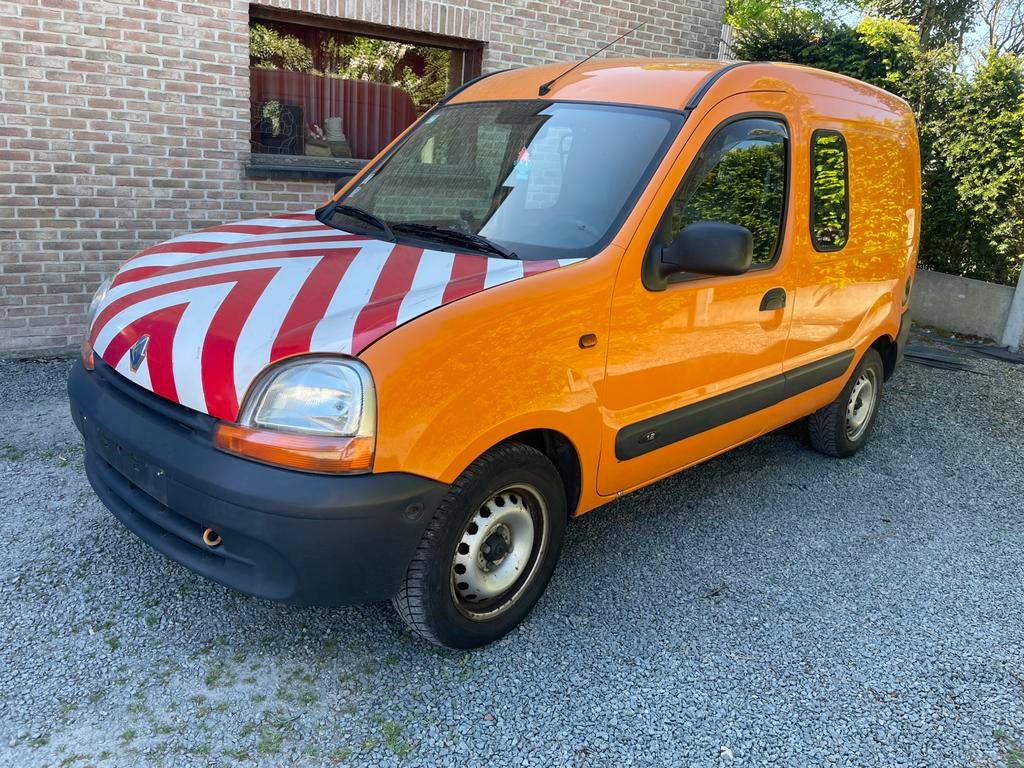Essence pret à immatriculer 95.xxx km renault kangoo, Autos, Achat, 4 portes, Boîte manuelle, Kangoo