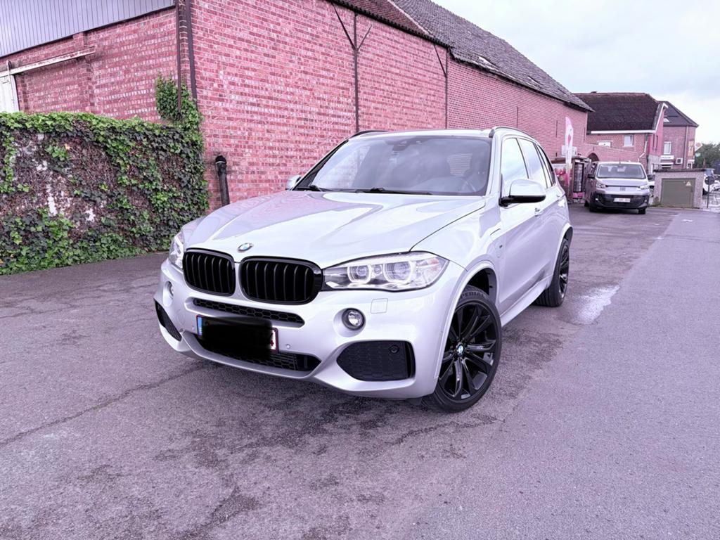 Bmw X5 40e hybride Pack M, Cuir, Carnet d'entretien, Noir, 5 places