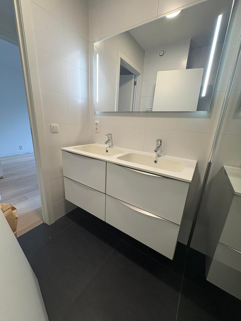 Badkamer kastje met 2 wasbakken, Huis en Inrichting, Ophalen, 100 tot 150 cm, Zo goed als nieuw, Minder dan 100 cm
