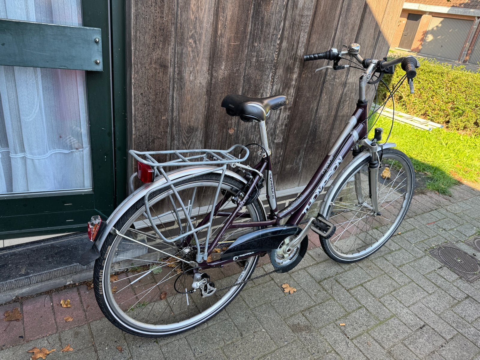 Damesfiets thomson 28 inch, Ophalen, Zo goed als nieuw