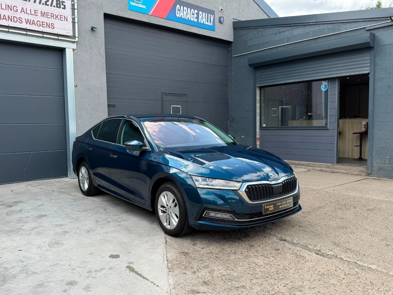 Skoda Octavia Ambition (bj 2022), Auto's, Skoda, Stof, Blauw, Bedrijf, 150 pk