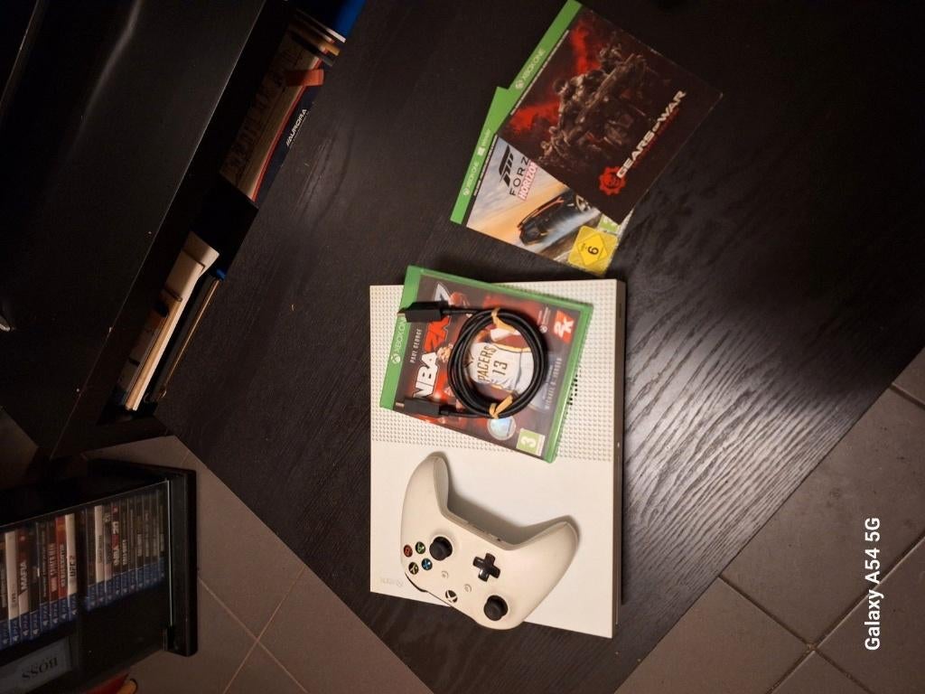 XBOX one 500gb, Games en Spelcomputers, Ophalen