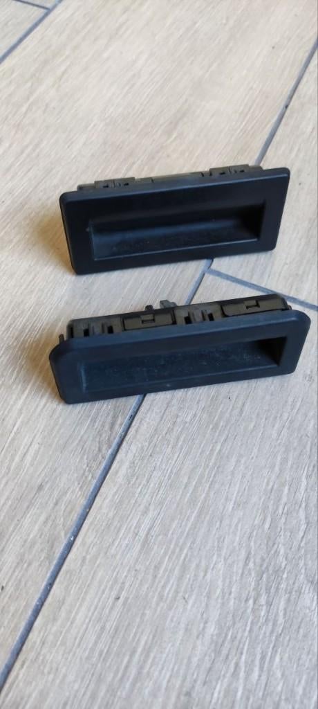 Handgreep Audi / Volkswagen / Seat / Skoda, Auto-onderdelen, Ophalen of Verzenden, Gebruikt, Audi, Achterklep