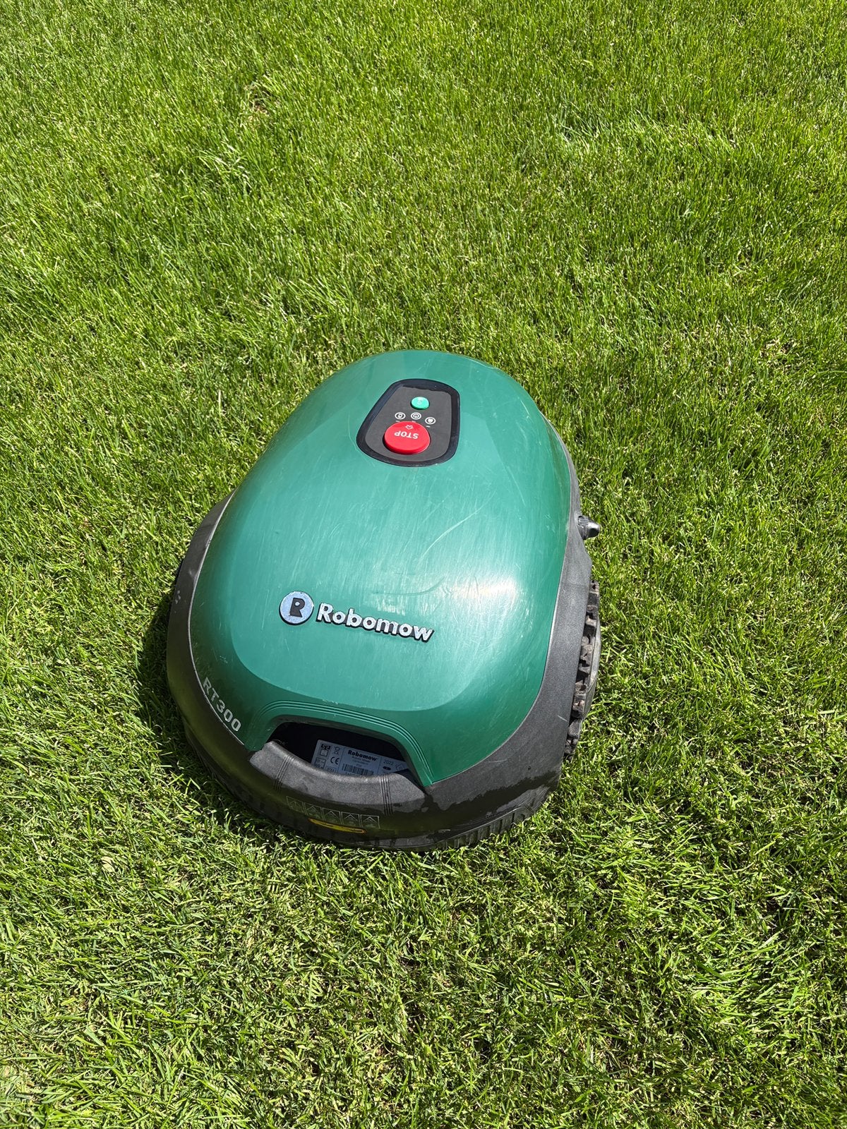 Robomow RT300, Ophalen, Gebruikt, Minder dan 20 cm, Bestuurbaar via app