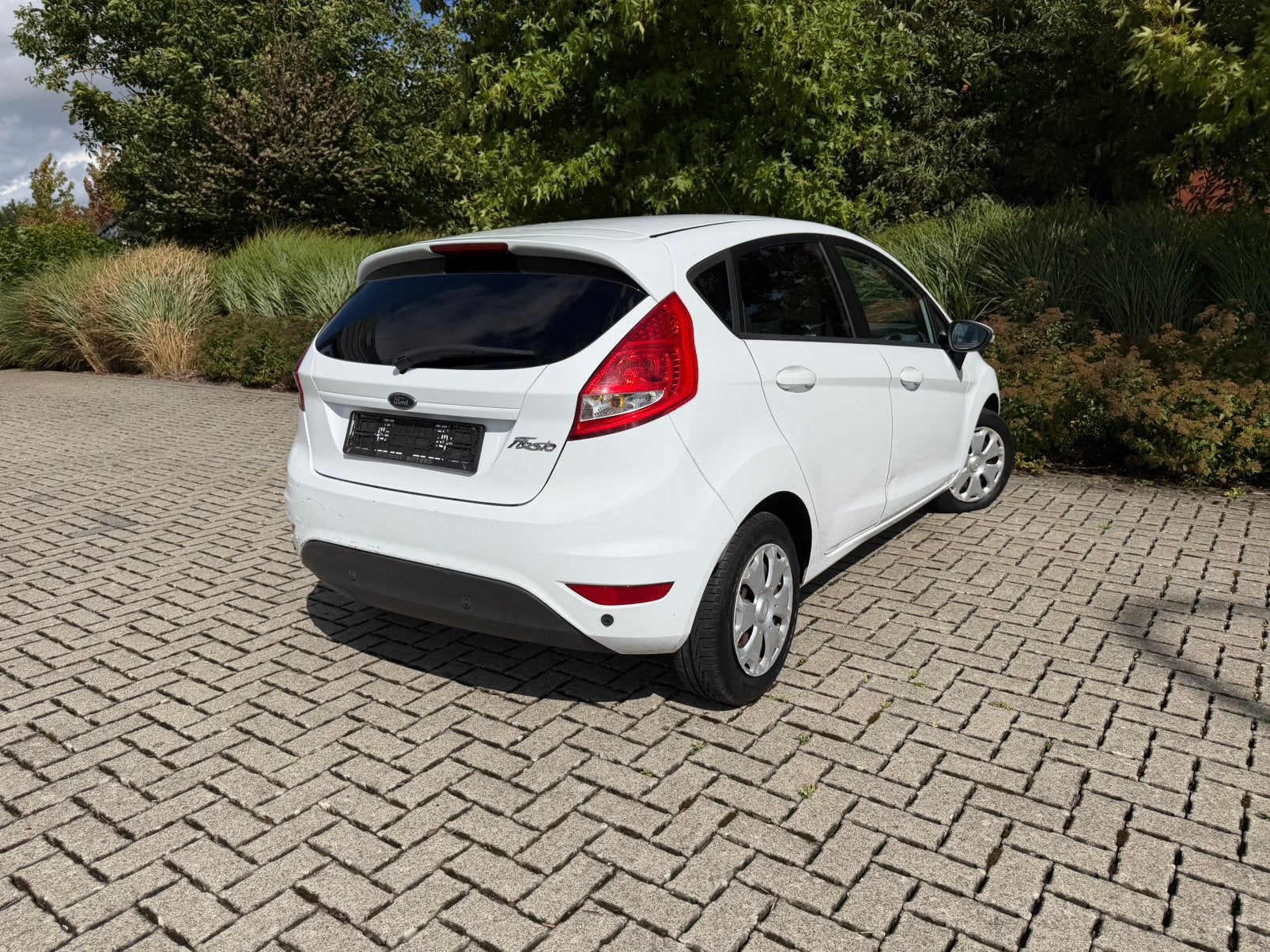 Ford Fiesta 1.2i - 2010/135.000km/Manueel, Auto's, Bluetooth, 4 deurs, Stof, Zwart