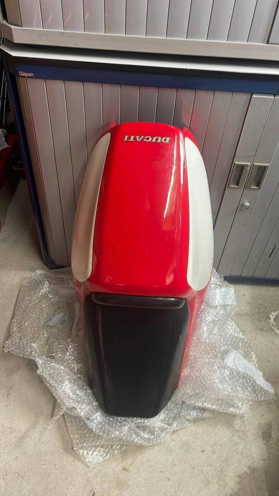 GEZOCHT ducati 900 Superlight mono seat !, Motos, Enlèvement