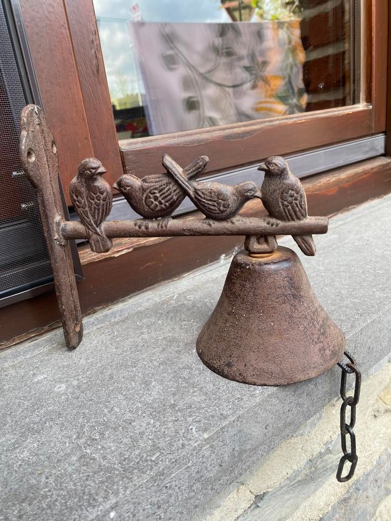 Eeuwenoude bel met vogels, Ophalen of Verzenden, Zo goed als nieuw