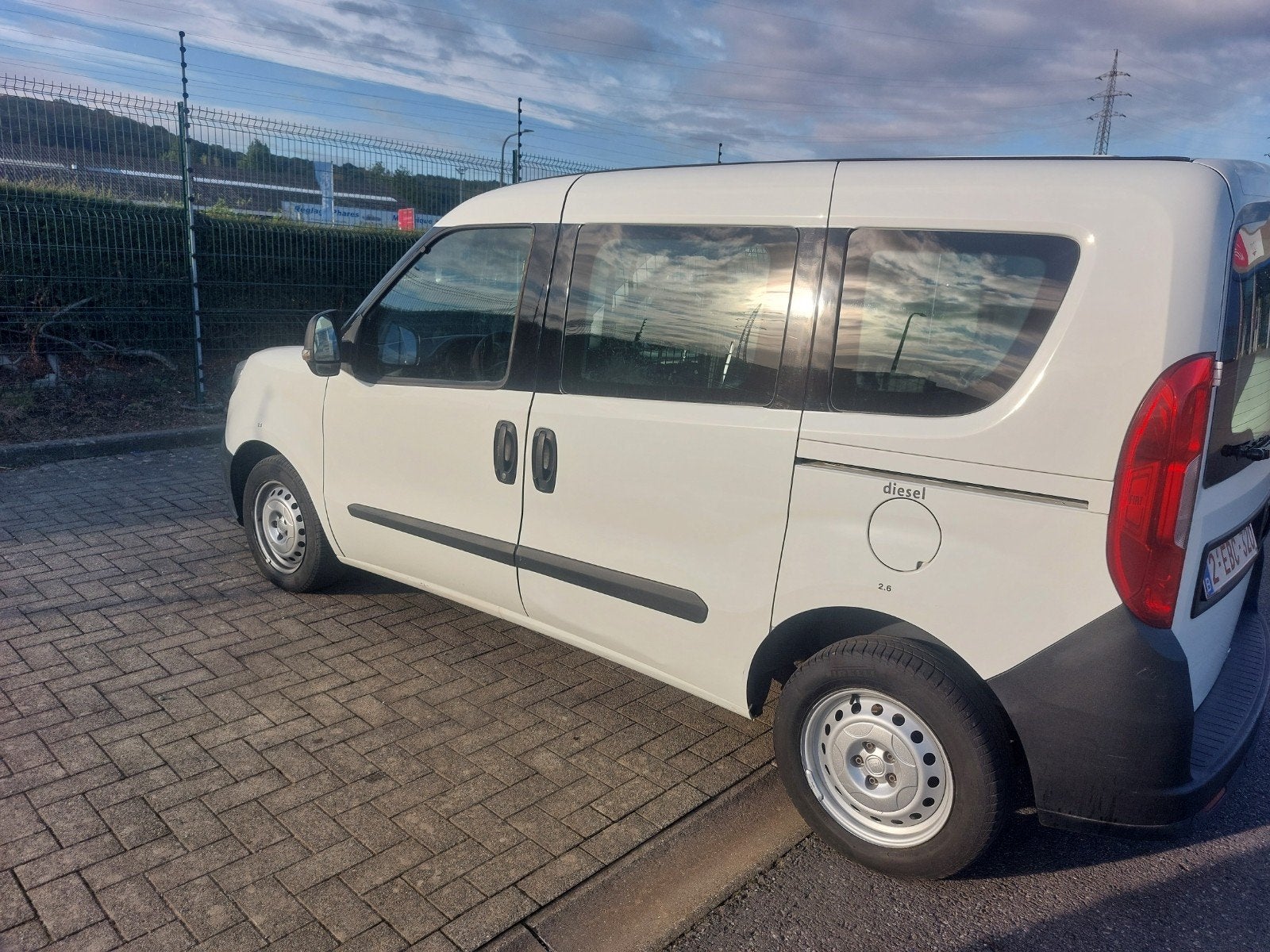 FIAT  doblo, Autos, Camionnettes & Utilitaires, Entreprise, Achat