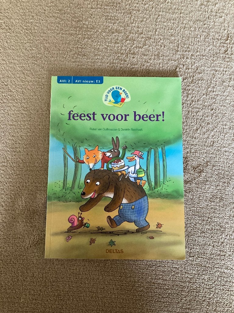 Boekje : Feest voor beer !AVI 2, AVI nieuw E3, 1x gelezen, Ophalen of Verzenden, Zo goed als nieuw, Pieter van Oudheusden & Danielle Roothooft
