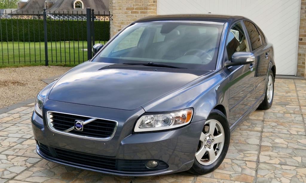 Volvo S40 2de eig leer airco met carpass, Auto's, Volvo, 1596 cc, Zwart, S40, 5 deurs