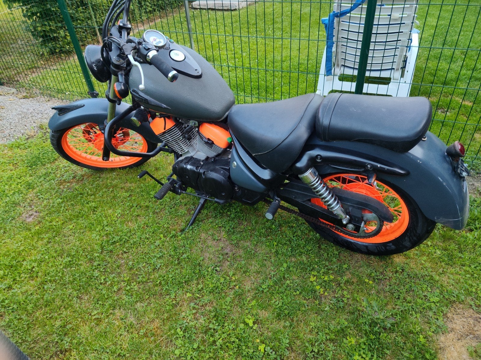 Suzuki intruder 125cc, Motoren, Particulier