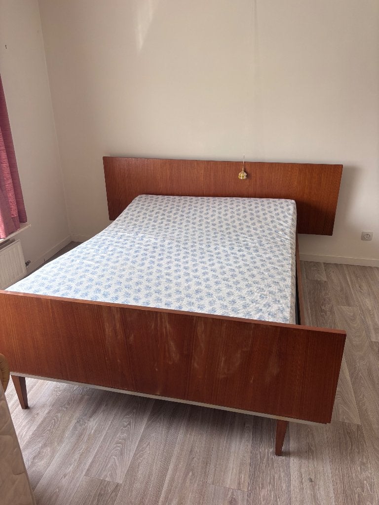 Gratis bed, Huis en Inrichting, Ophalen, Gebruikt