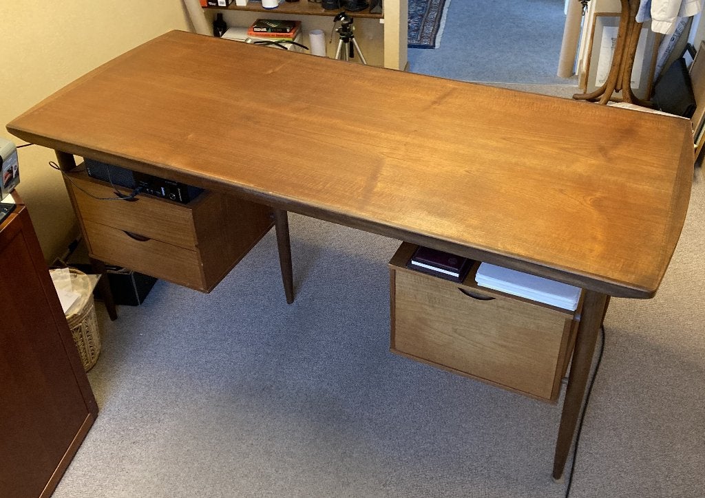 Deux meubles vintage (bureau et armoire), Vintage, Enlèvement, Utilisé