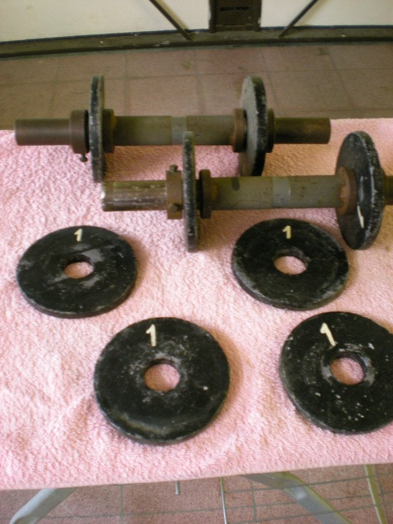 2 metalen handgrepen en gewichten, Sport en Fitness, Ophalen, Gebruikt