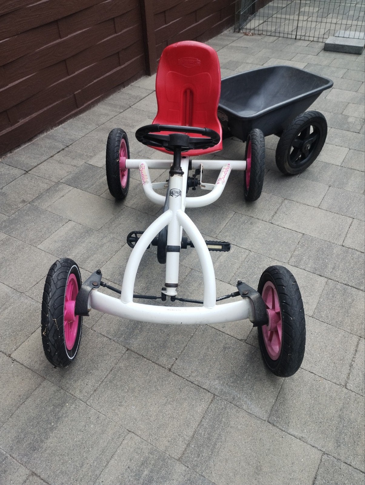 zeer mooie BERG BUDDY gocart met aanhanger zie foto's, Enlèvement, Comme neuf, Berg, Avec chariot ou remorque