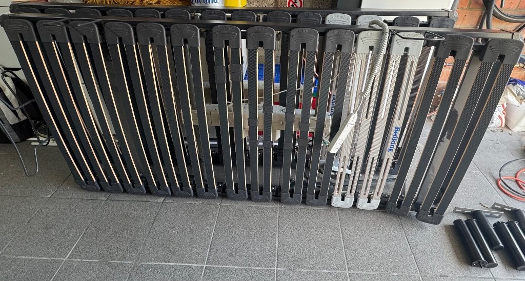 Elektrisch verstelbare lattenbodem 2x90x200cm, Comme neuf, Enlèvement, 180 cm, Deux personnes